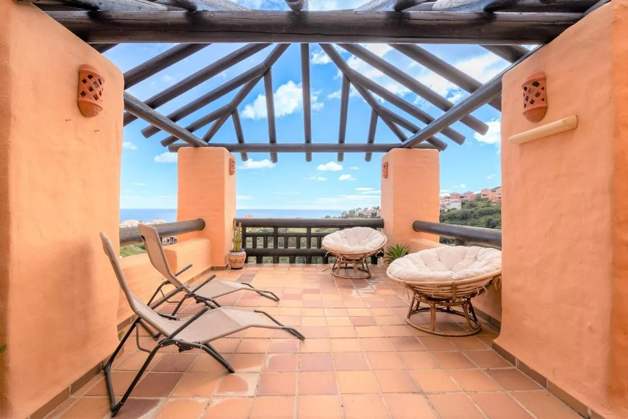 9 Penthouse With Amazing Sea Views, Close To Golf Manilva Duquesa